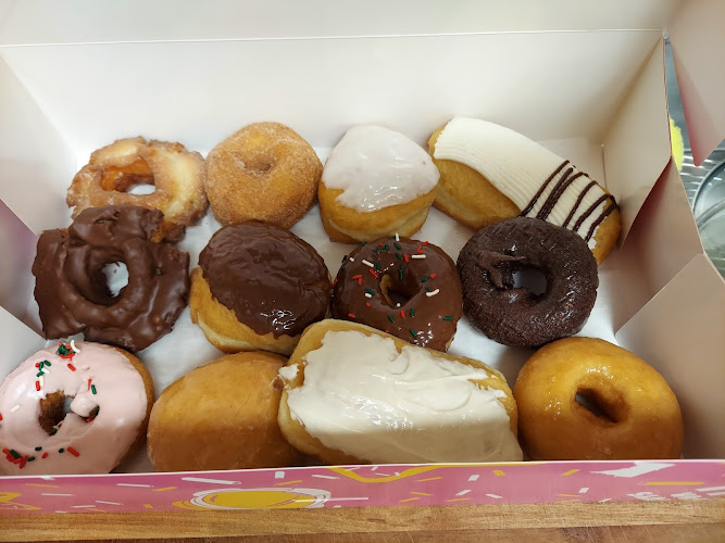 Donut Star storefront