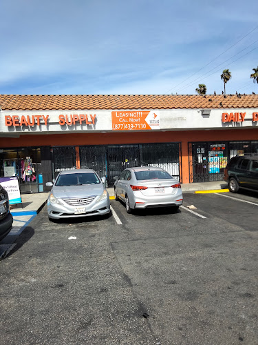 Daily Donuts storefront