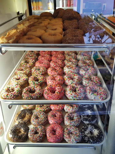 PQ Donuts storefront