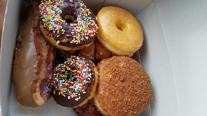 Swiss Donuts storefront