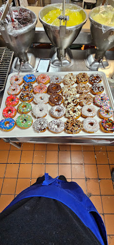 Lone Star Donuts storefront