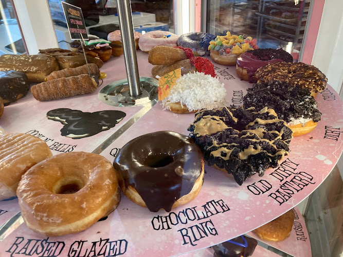 Voodoo Doughnut storefront