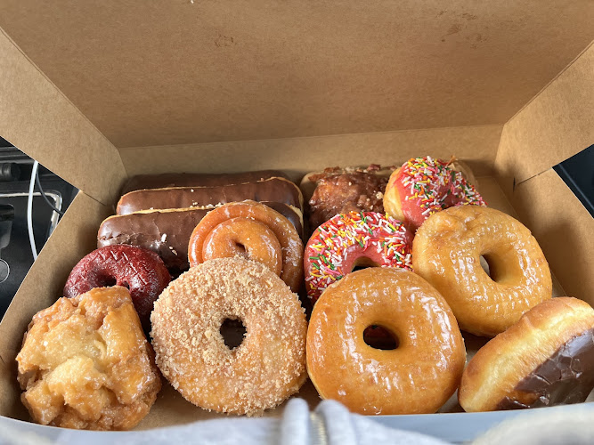 Bosa Donuts storefront