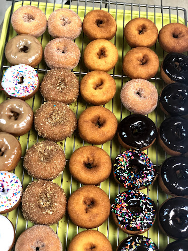 Snowflake Donuts storefront