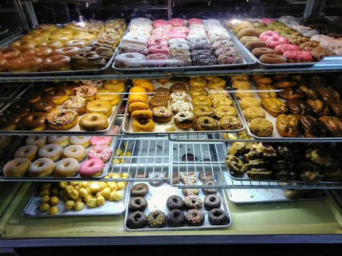 Happy Donuts storefront
