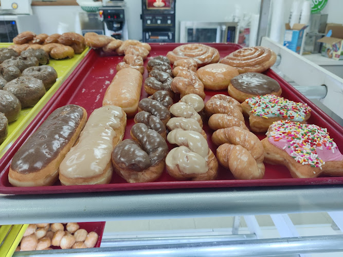 Matinee Donuts storefront