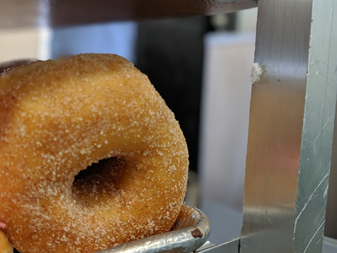 Shipley Do-Nuts storefront