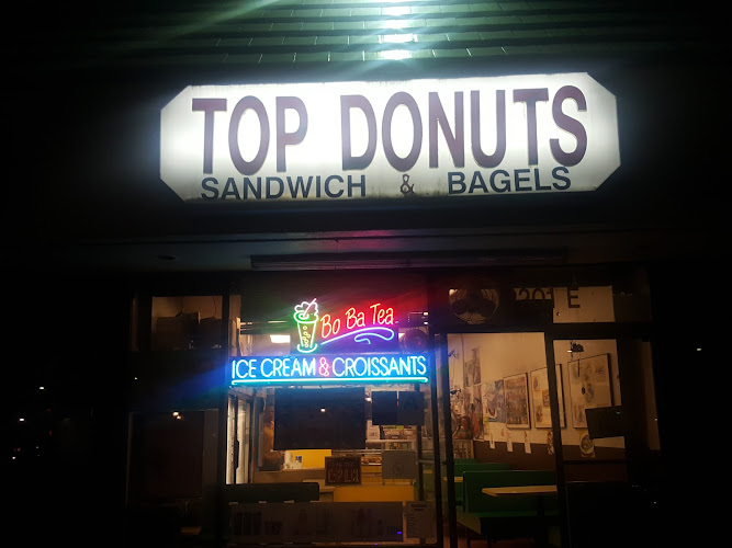 Top Donuts & Sandwichs storefront