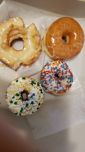 Marshall Donuts & Ice Cream storefront