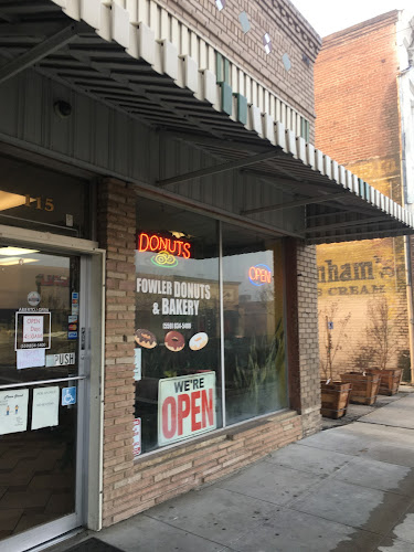 Fowler's Donuts storefront