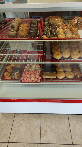 Donut Shoppe storefront