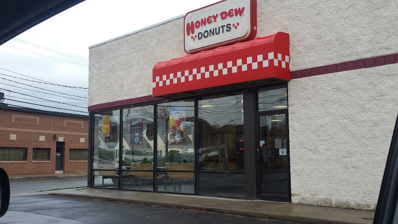 Honey Dew Donuts storefront