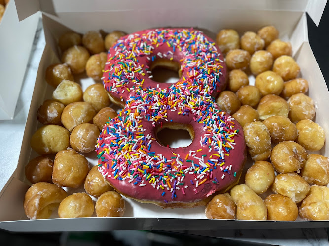 Donuts Donuts of Beebe AR storefront