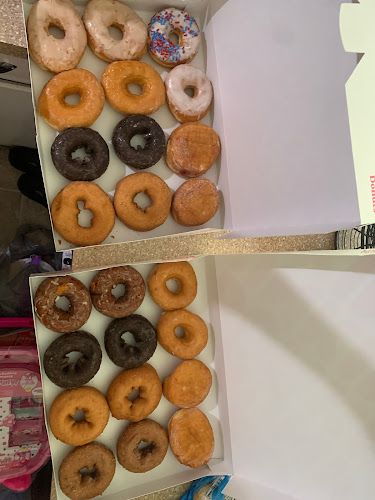 Dunkin' storefront