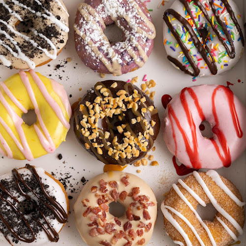 Duck Donuts storefront