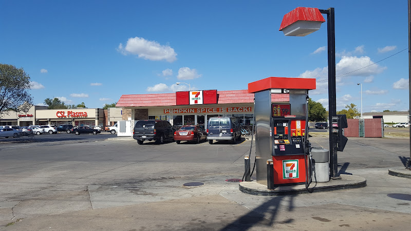 7-Eleven storefront