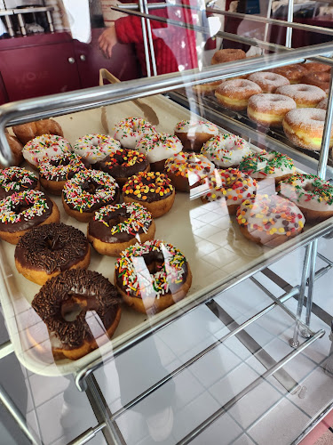 Donut Town storefront