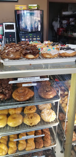 Grand Slam Donuts storefront