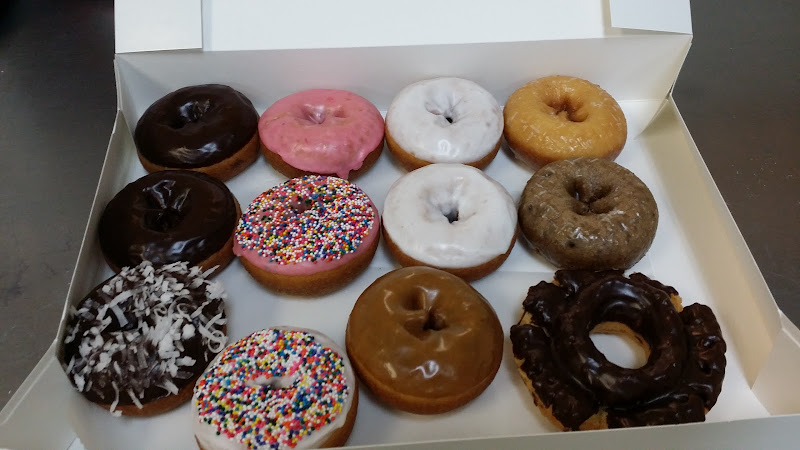 Colonail Park Donuts storefront