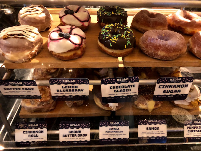 District: Donuts. Sliders. Brew. storefront
