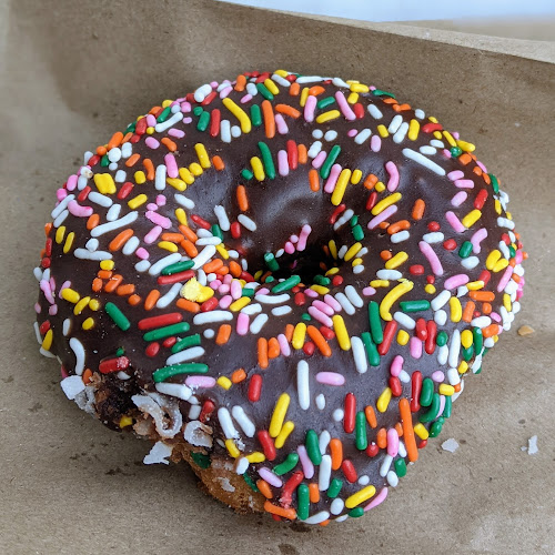 Marty's Donuts storefront