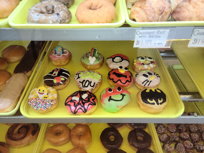 Choi's Donuts storefront