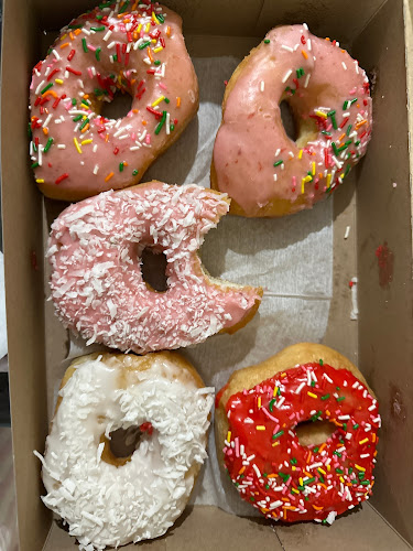 Shipley Do-Nuts storefront