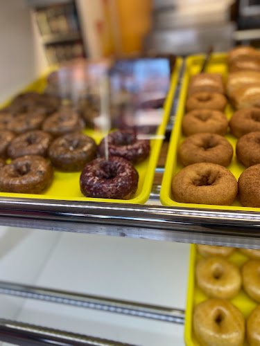 Donut Hole storefront