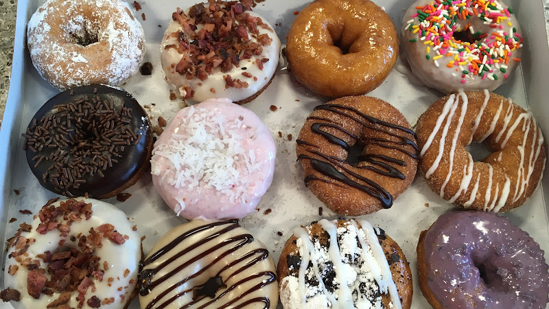 Duck Donuts storefront