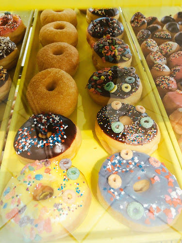 Mr. Bakery Donuts storefront