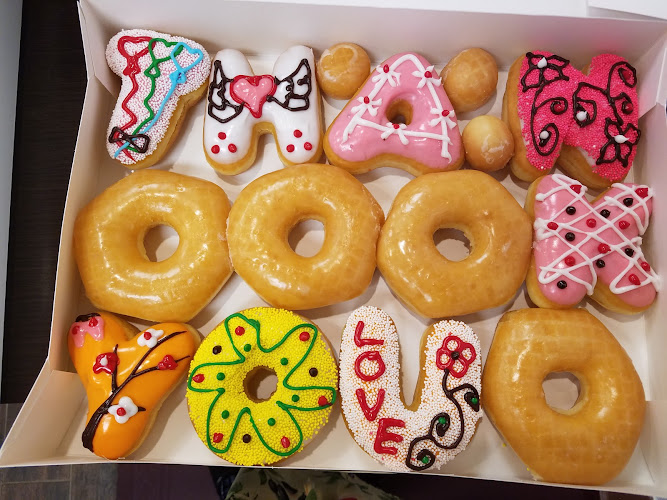 Donut Bar storefront