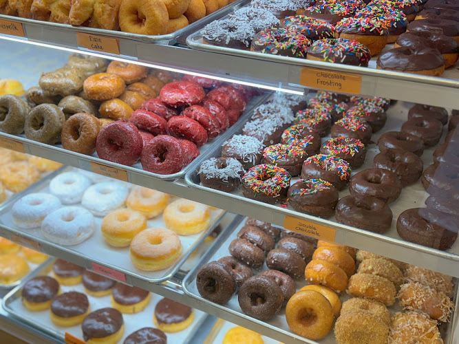 PANA Donuts & Boba Tea storefront