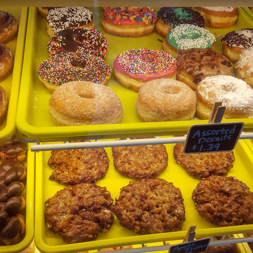 Kernol's Donuts storefront