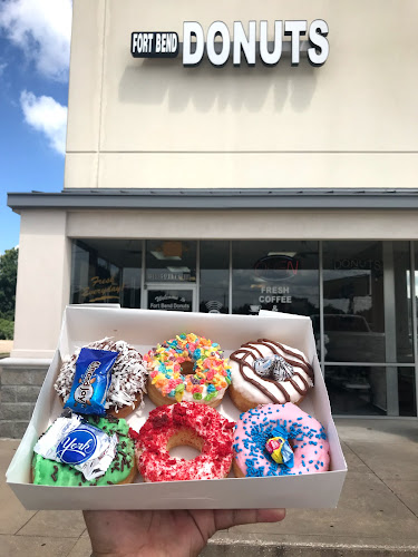 Fort Bend Donuts storefront