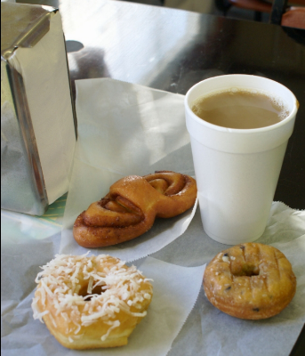 La Fuente Donuts & Deli storefront