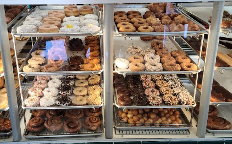 Queen Donuts and Broaster Chicken storefront
