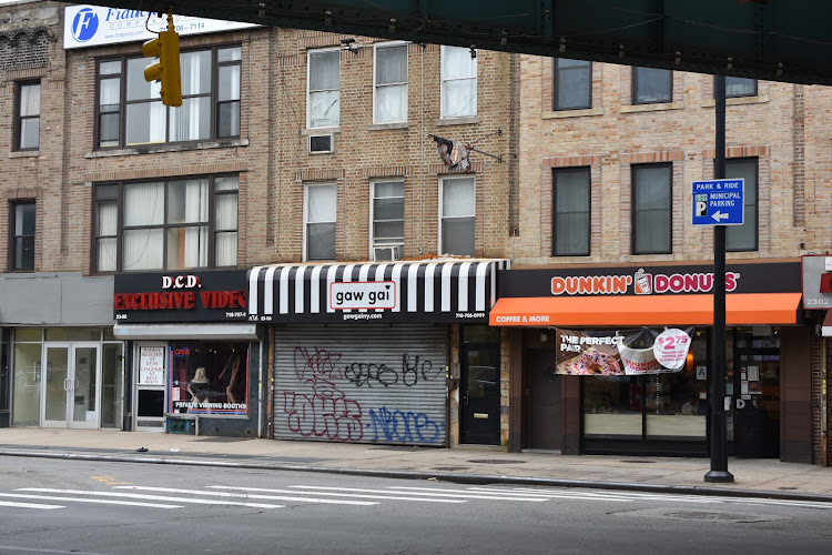 Dunkin' storefront