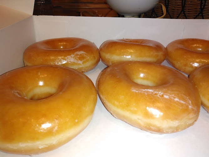 Krispy Kreme storefront