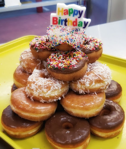 Granny's Donuts storefront