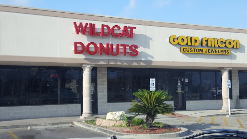 Wildcat Donuts storefront