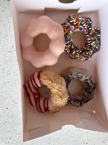 Fat Straws Boba & Mochi Donuts (Forest) storefront