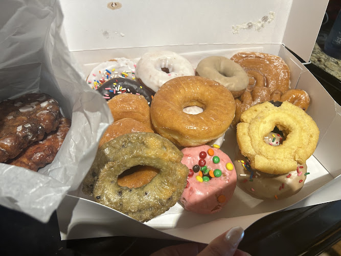The Donut House Thornton storefront