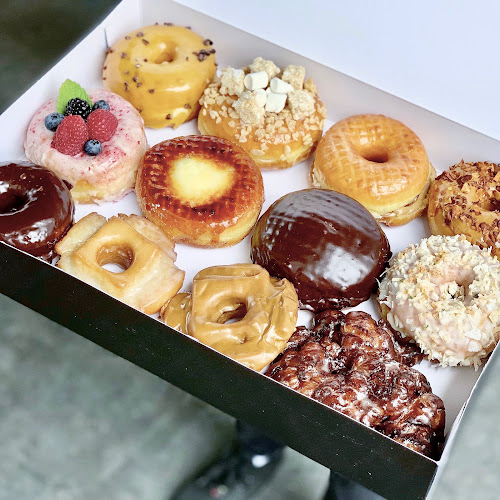 DONUT FRIEND DTLA storefront