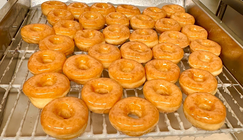 TM Donuts storefront