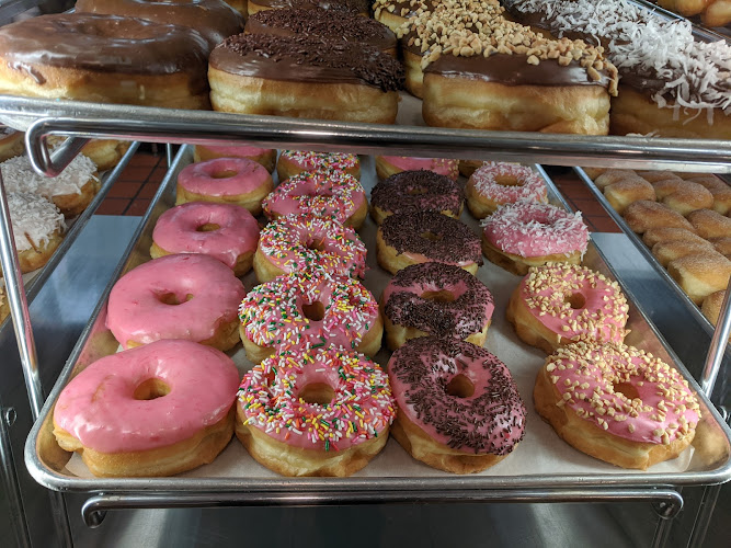 BoSa Donuts storefront