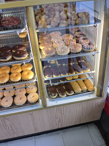 Donut Stop storefront