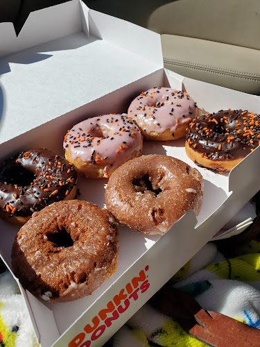 Dunkin' storefront