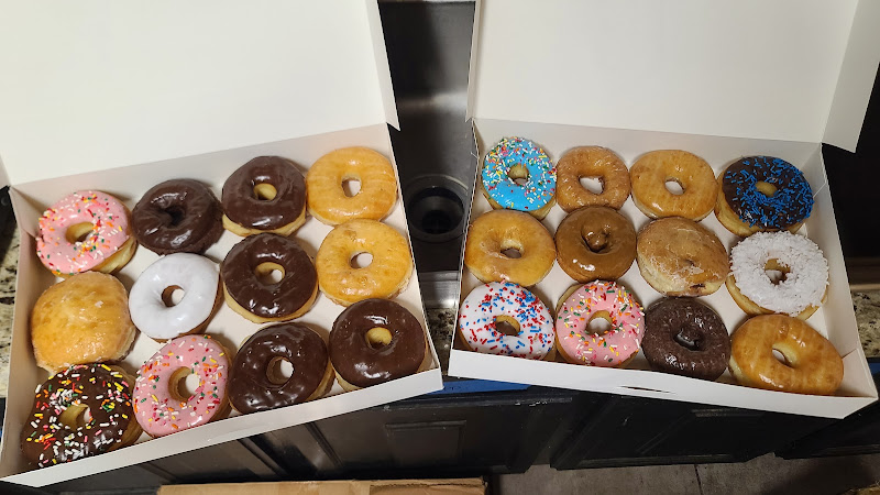 Daily Donuts storefront