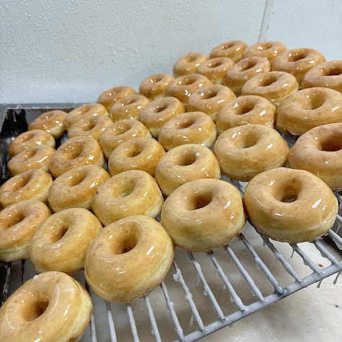 Timpson Donuts storefront
