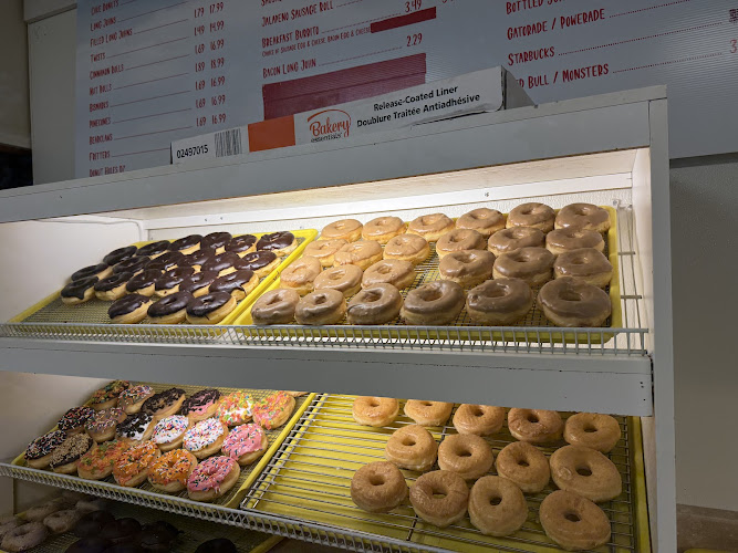 Heavenly Donuts storefront